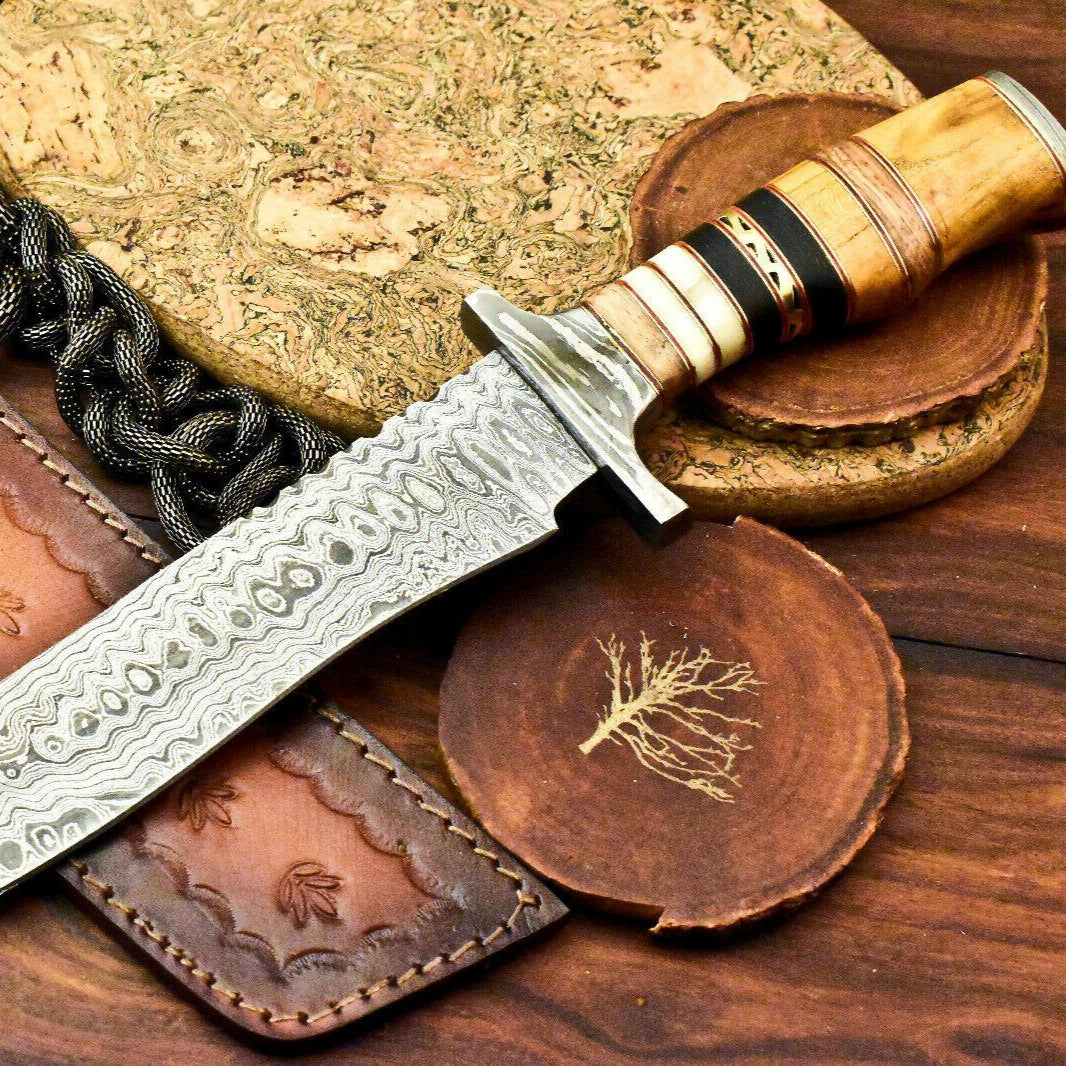 13.25" Handmade Damascus Bowie Knife with Olive Wood Handle & Leather Sheath
