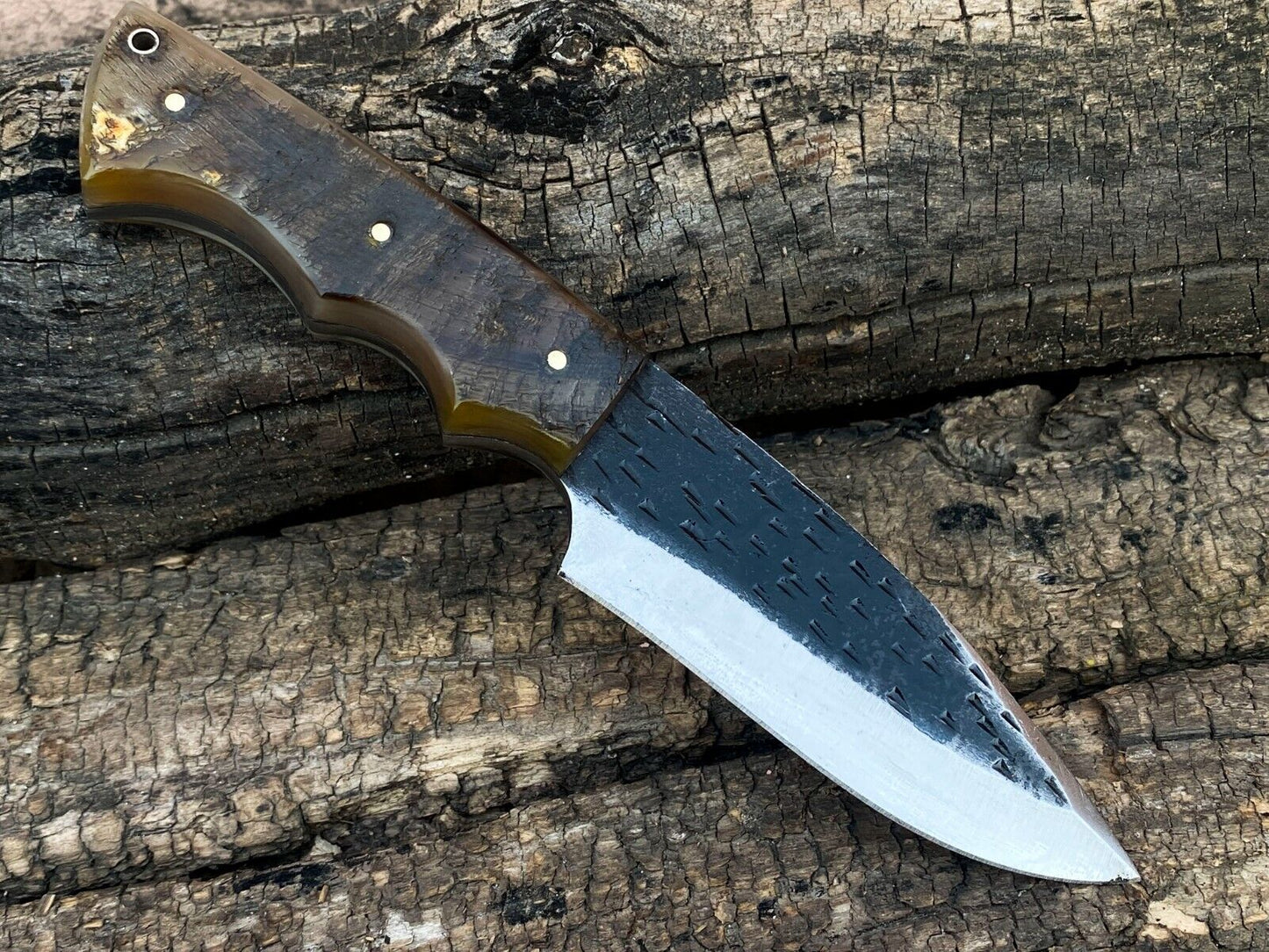 Hand Forged High Carbon Steel 8" EDC Bowie Hunting Knife | Ram Horn Handle & Leather Sheath