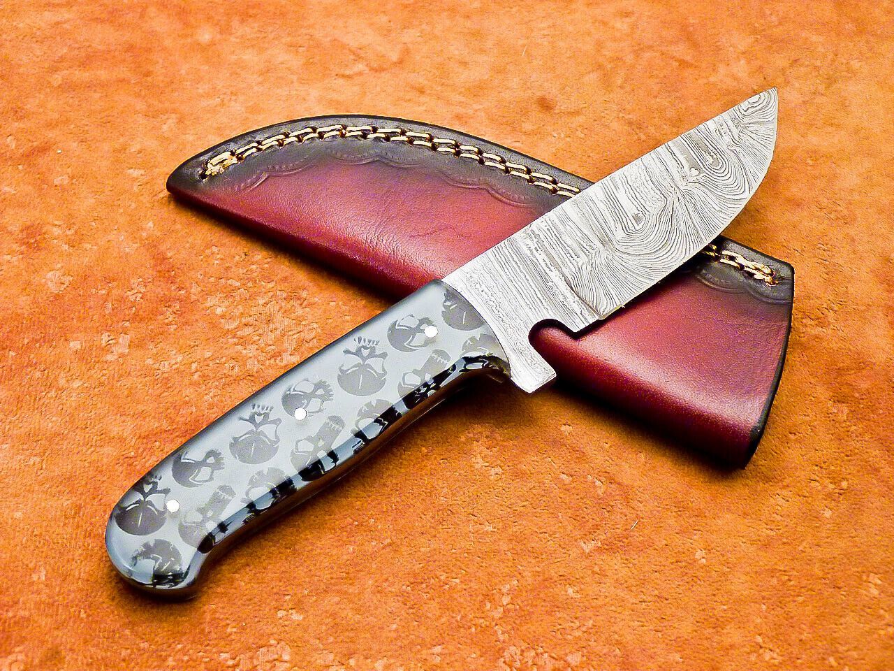 8" Handmade Damascus Bowie Knife with Resin Handle | Compact Hunting Blade