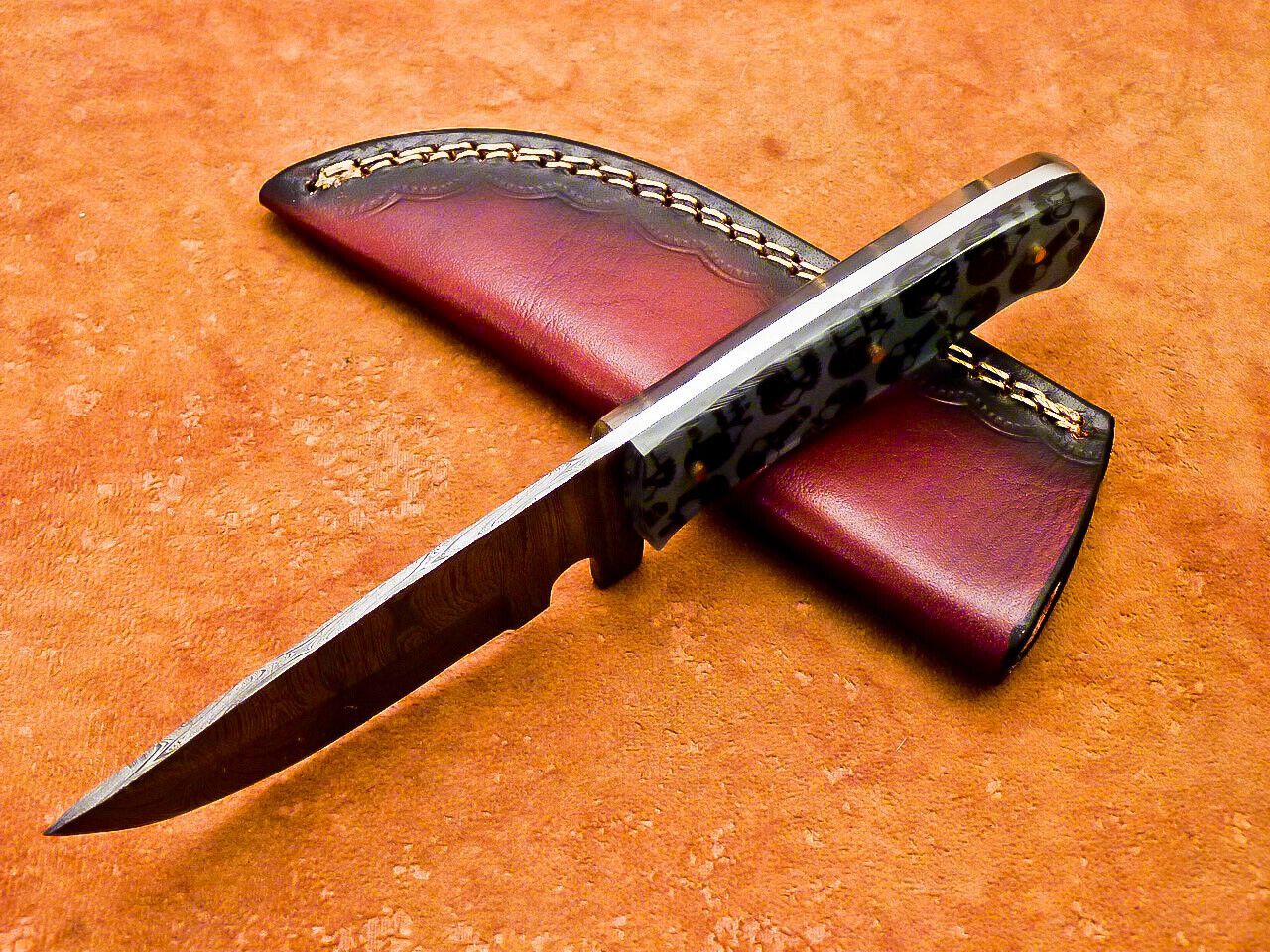 8" Handmade Damascus Bowie Knife with Resin Handle | Compact Hunting Blade