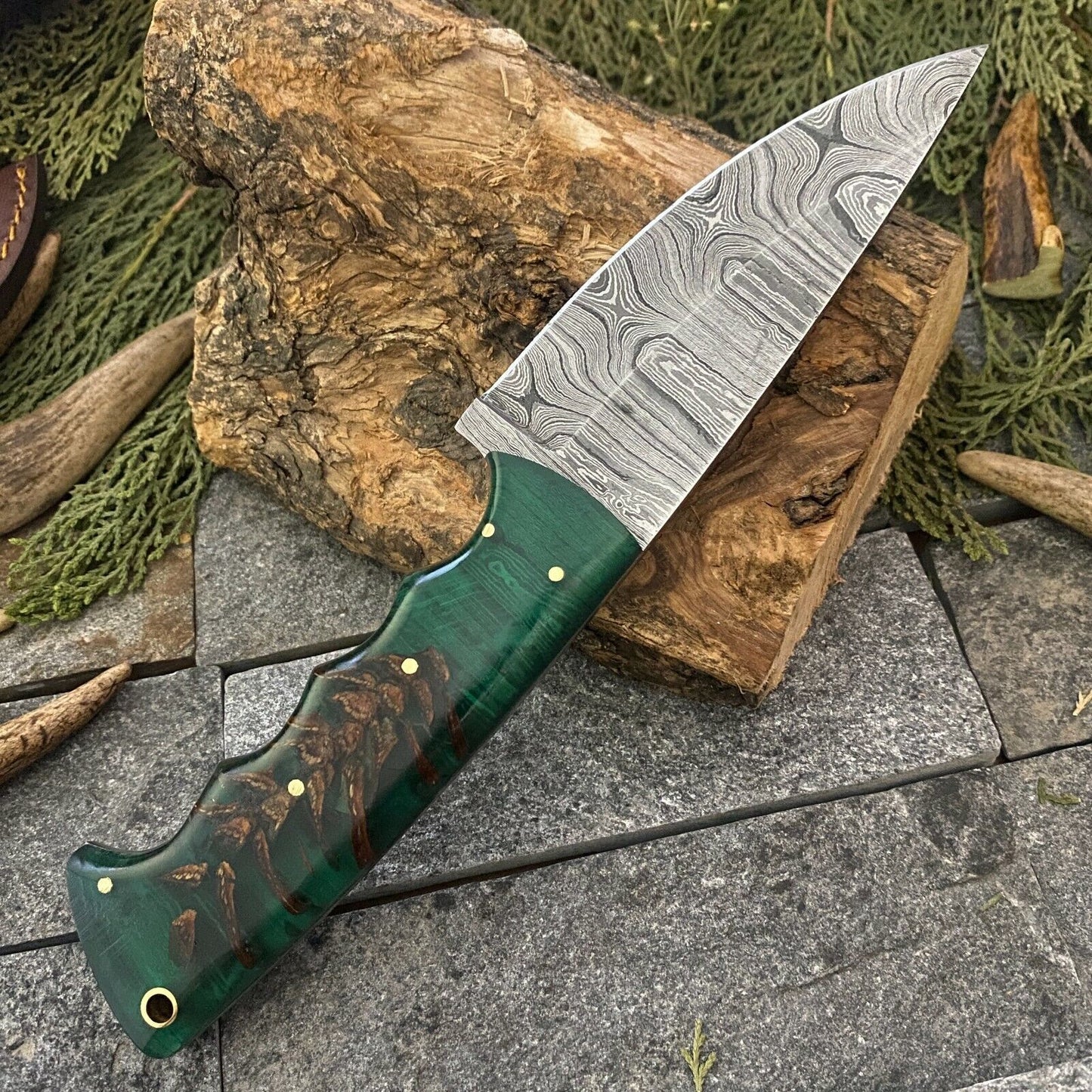 Damascus Bowie – Resin Handle, 9" Hand-Forged Blade with Leather Sheath