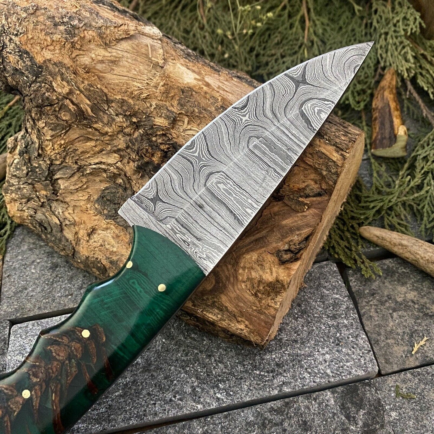 Damascus Bowie – Resin Handle, 9" Hand-Forged Blade with Leather Sheath