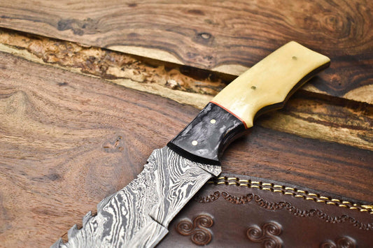 Handmade Damascus Tracker Knife – Full Tang Camping & Hunting Fixed Blade