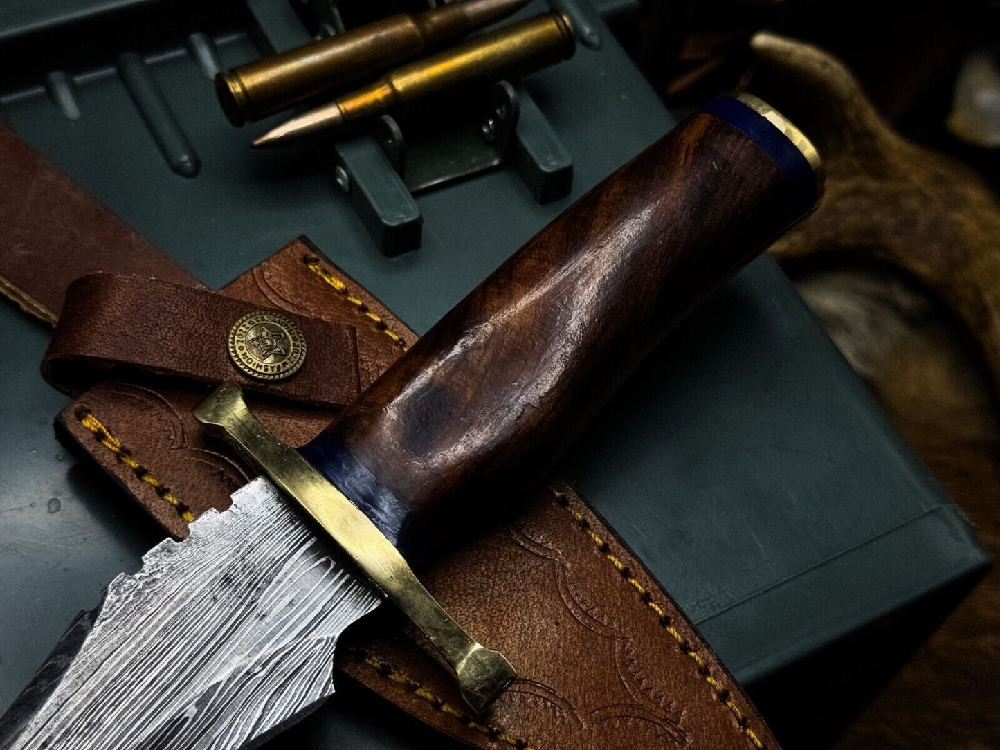 Hand-Forged Damascus Bowie Knife – Full Tang Hunting Blade with Twist Hardwood Handle & Sheath | Heritage Forge