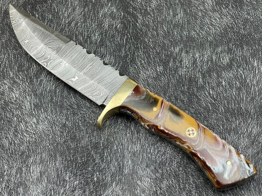 10" Handmade Damascus Bowie Hunting Knife – Resin Handle & Leather Sheath