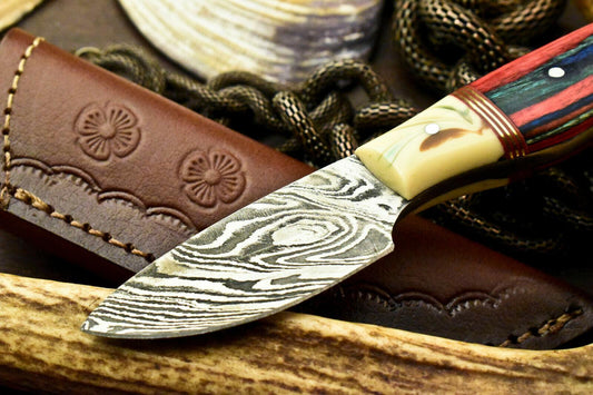 6.5” Handmade Damascus Bowie Knife | Hardwood & Resin Handle
