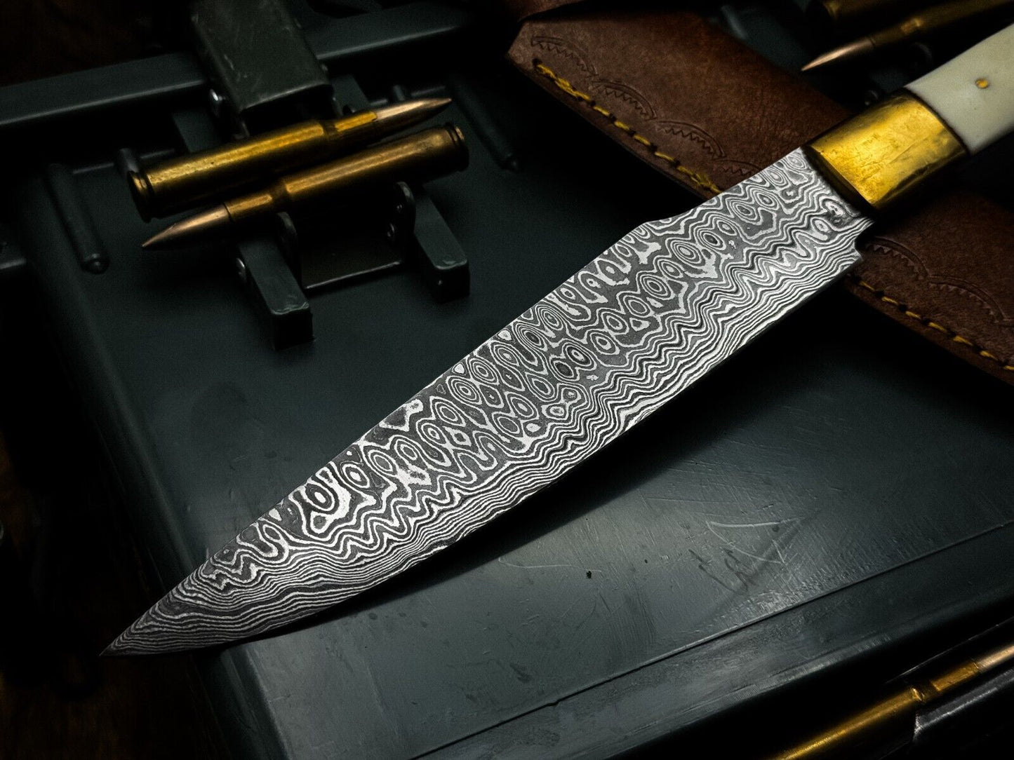 Handmade Damascus Steel Kitchen Chef Knife, Wood Handle, Cow Leather Sheath