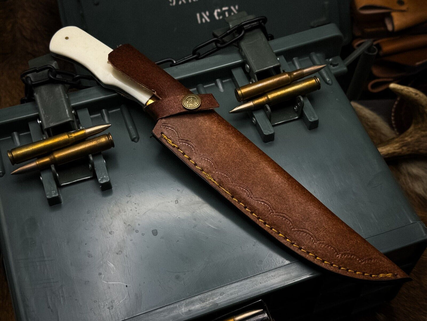 Handmade Damascus Steel Kitchen Chef Knife, Wood Handle, Cow Leather Sheath