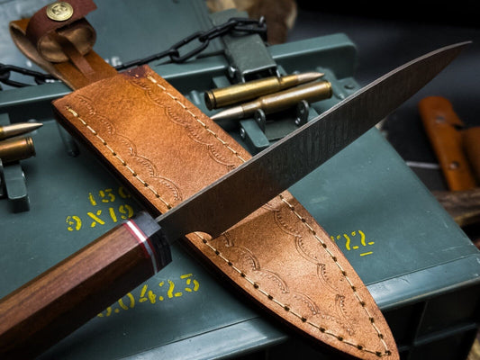 Handmade Damascus Steel Chef Knife – Wooden Handle with Cow Leather Sheath