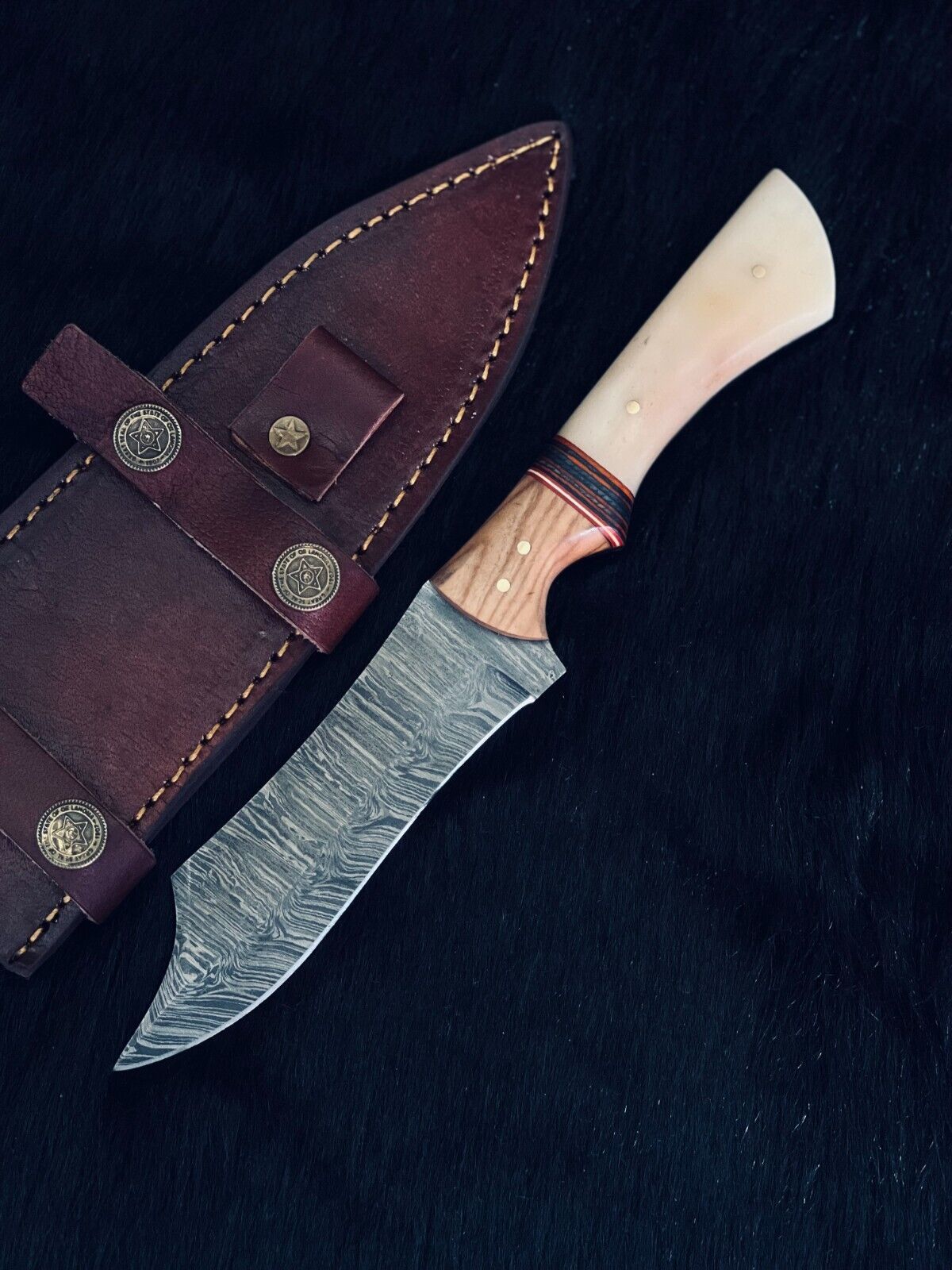 10" Custom Handmade Twist Damascus Bowie Hunting Knife – Camel Bone & Wood Handle