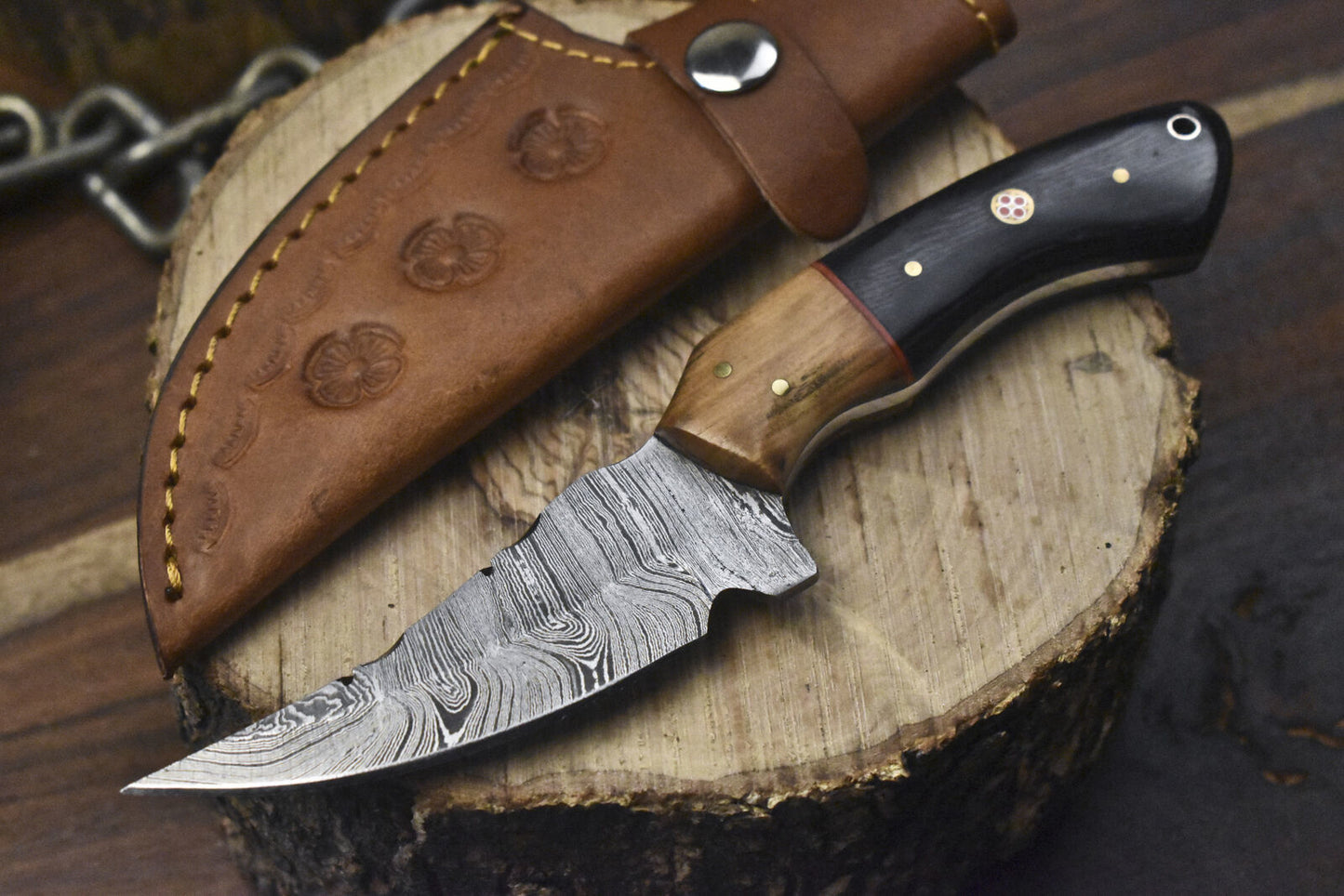 Twist Damascus Hunting Skinner Knife with Hardwood Handle and Wooden Bolster – Handmade Outdoor Blade with Sheath