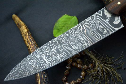 Custom Handmade Damascus Steel Chef Knife with Walnut Handle – 8.3" Ladder Pattern Blade, 512 Layers, 58-60 HRC