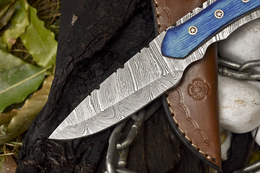 Twist Damascus Steel Skinner Knife with Hardwood Handle – Handmade Survival Gift