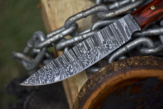 Forged Skinner Knife Twist Damascus Hard Wood Wooden Bolster Hunting
