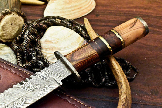 12" Handmade Damascus Bowie Knife – Walnut Wood Handle & Leather Sheath