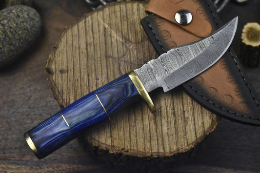 Twist Pattern Damascus Skinner Knife with Hardwood Handle – Handmade Tactical Fixed Blade for Hunting & Outdoor Use