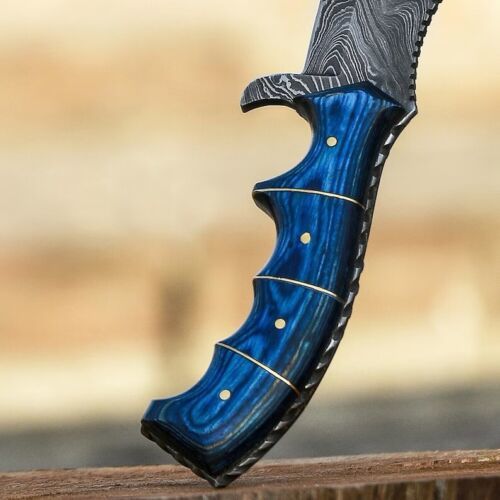 Handmade Damascus Steel Hunting Tracker Fixed Blade Survival Bushcraft Knife