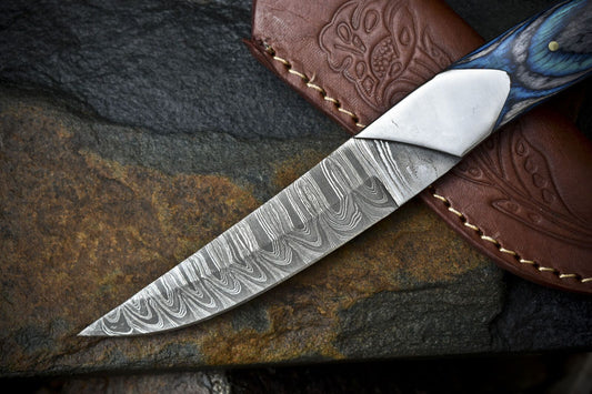 Handmade Twist Damascus Skinner Knife with Hard Wood Handle and Steel Bolster