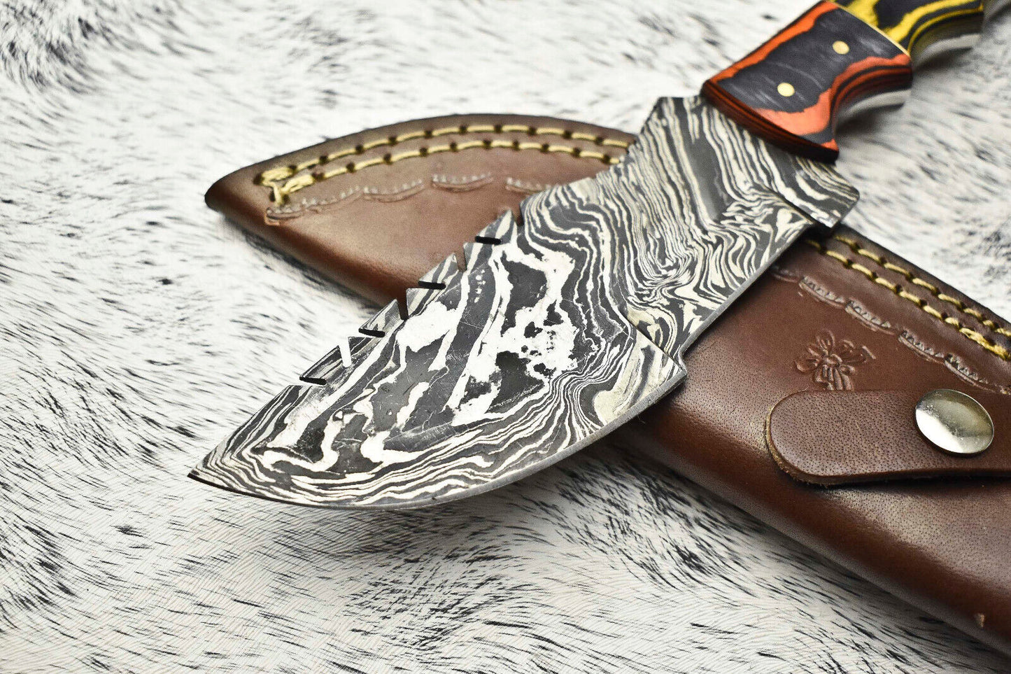 Rare Handmade Damascus Blade Camping Tracker Full Tang Knife | Leather Sheath