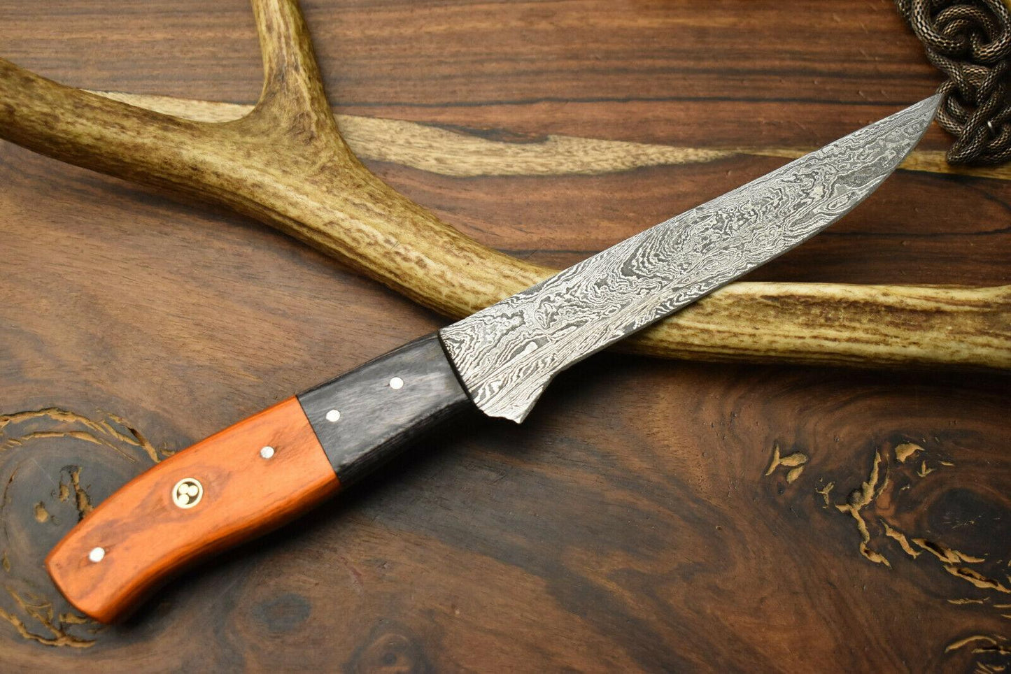 Premium Hand Made Damascus Steel Chef Knife – Full Tang Kitchen Knife with Hard Wood Handle