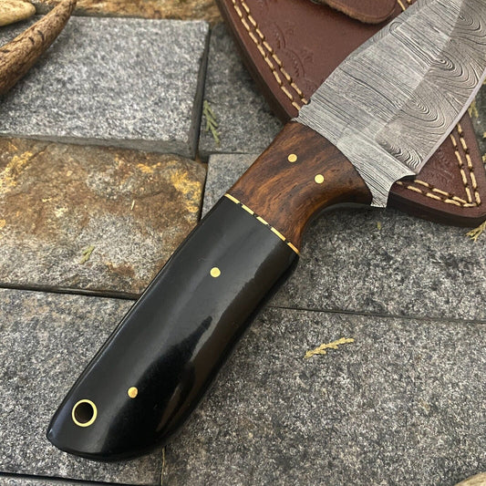 8" Damascus Steel EDC Bowie Knife – Bull Horn & Wood Handle with Leather Sheath