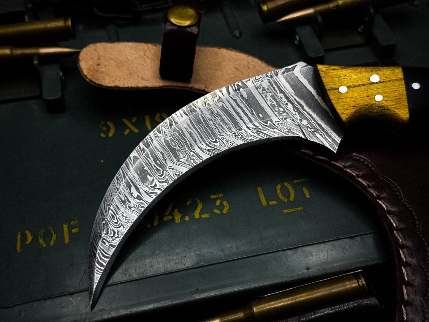 8" Handmade Damascus Karambit Knife Best Karambit Knife with Wood and Horn Handle