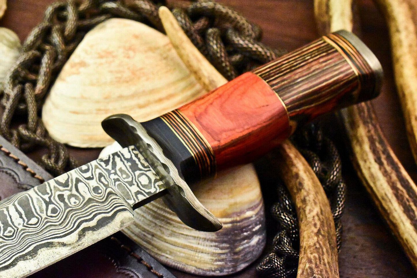 12.5" Damascus Steel Bowie Knife – Walnut Wood Handle