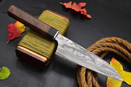 Fixed Blade Handmade Damascus Steel Chef Knife – Walnut & Horn Handle, Full Tang