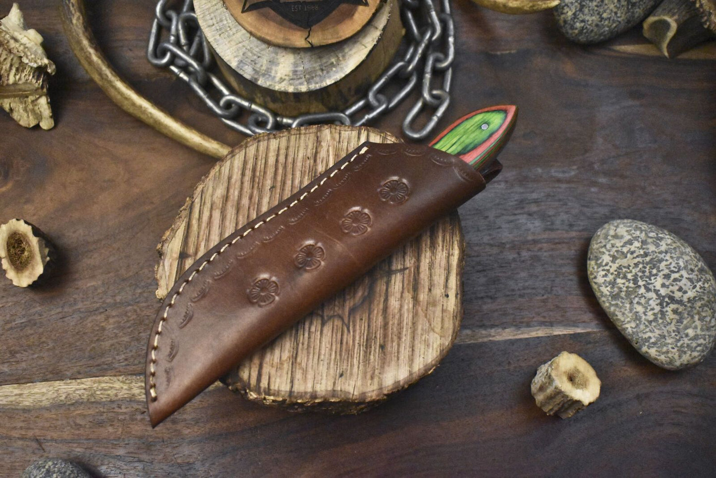 Ladder Damascus Skinner Knife with Hardwood Handle – Hand Forged EDC Hunting Blade
