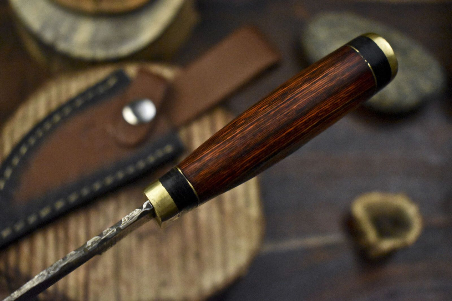 8" Handmade Twist Damascus Skinner Knife with Hardwood Handle and Brass Guard – Unique Hunting Blade