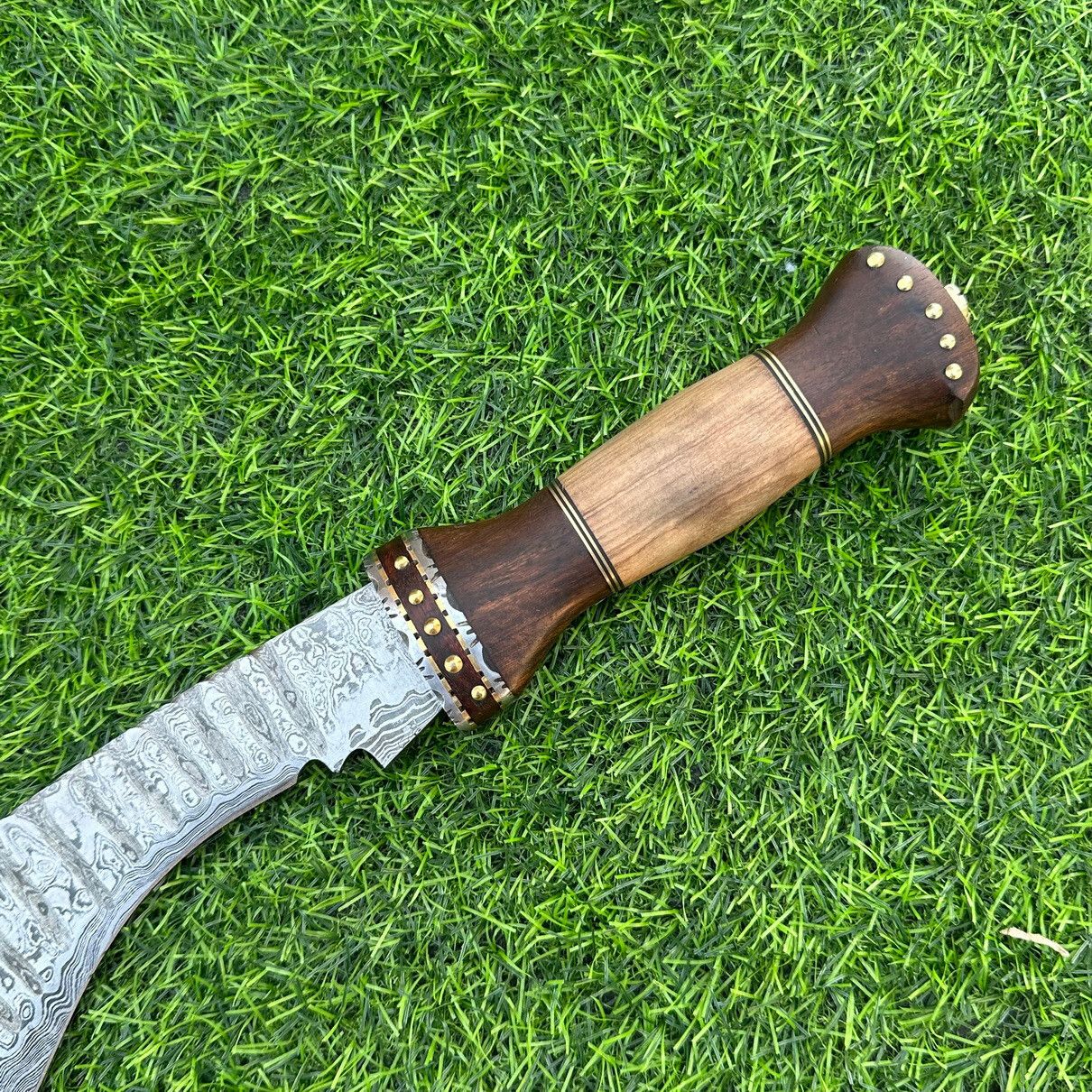 18” Handmade Damascus Kukri Bowie Knife | Hardwood Handle & Leather Sheath