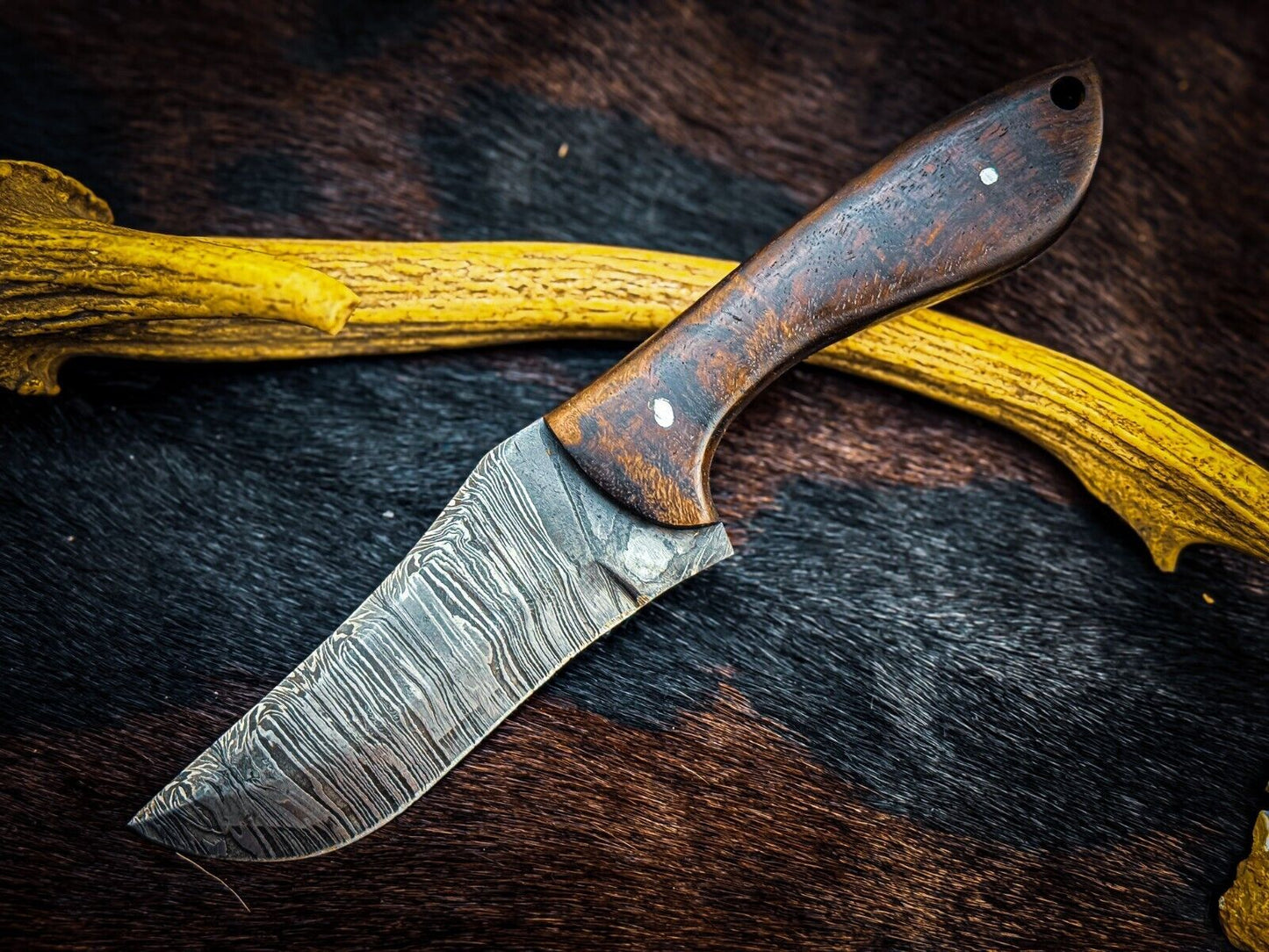 Custom Handmade Damascus Steel Hunting Skinner Knife with Wood Handle and Leather Sheath
