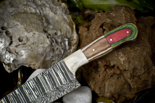 Hand Forged Twist Damascus Chef Knife with Hard Wood Handle – Tactical & Rare