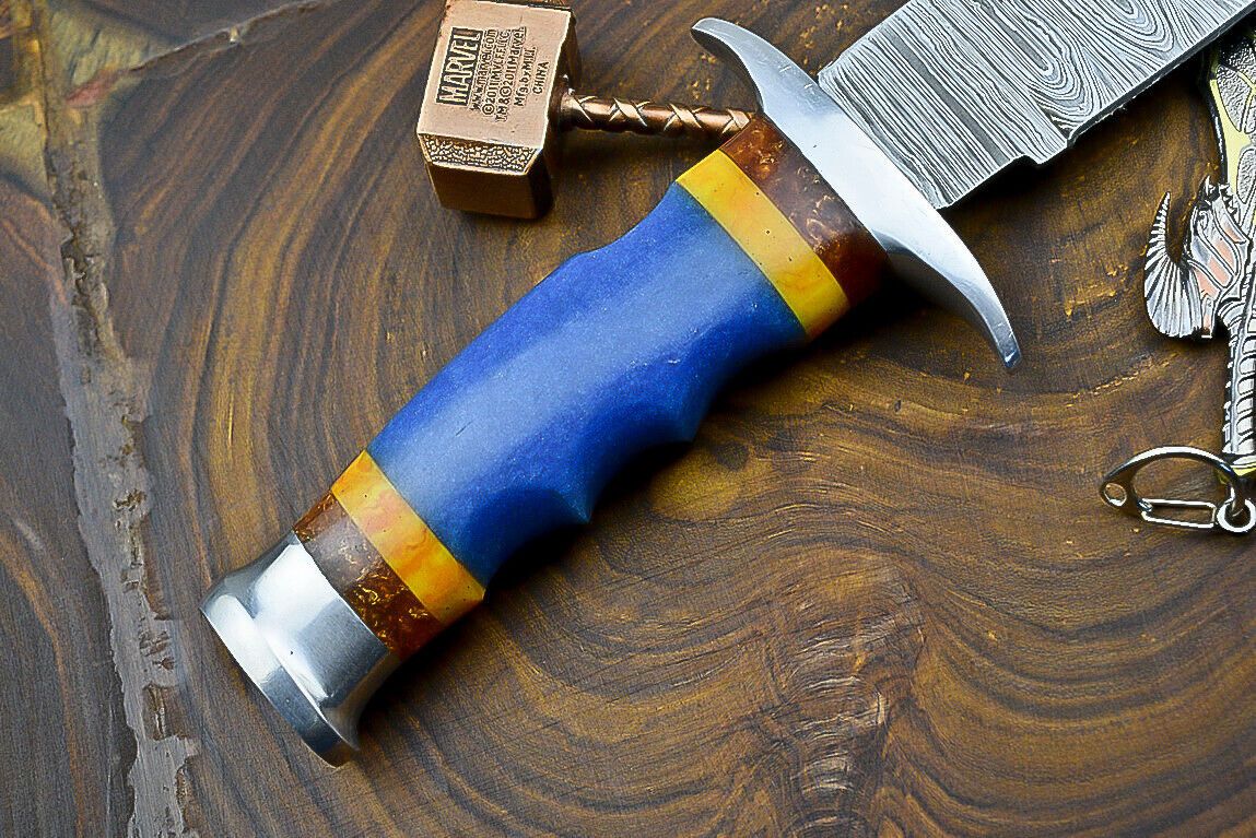 Heritage Forge 12 Inch Handcrafted Damascus Steel Bowie Knife with Resin Grip