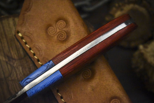 Ladder Damascus Steel Skinner Knife with Hardwood Handle and Micarta Bolster – Handmade Fixed Blade for Hunting and Hiking