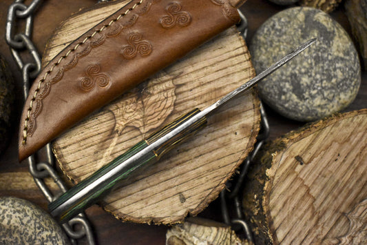 Forged Skinner Knife Twist Damascus Steel Hardwood Handle Wooden Bolster with Sheath