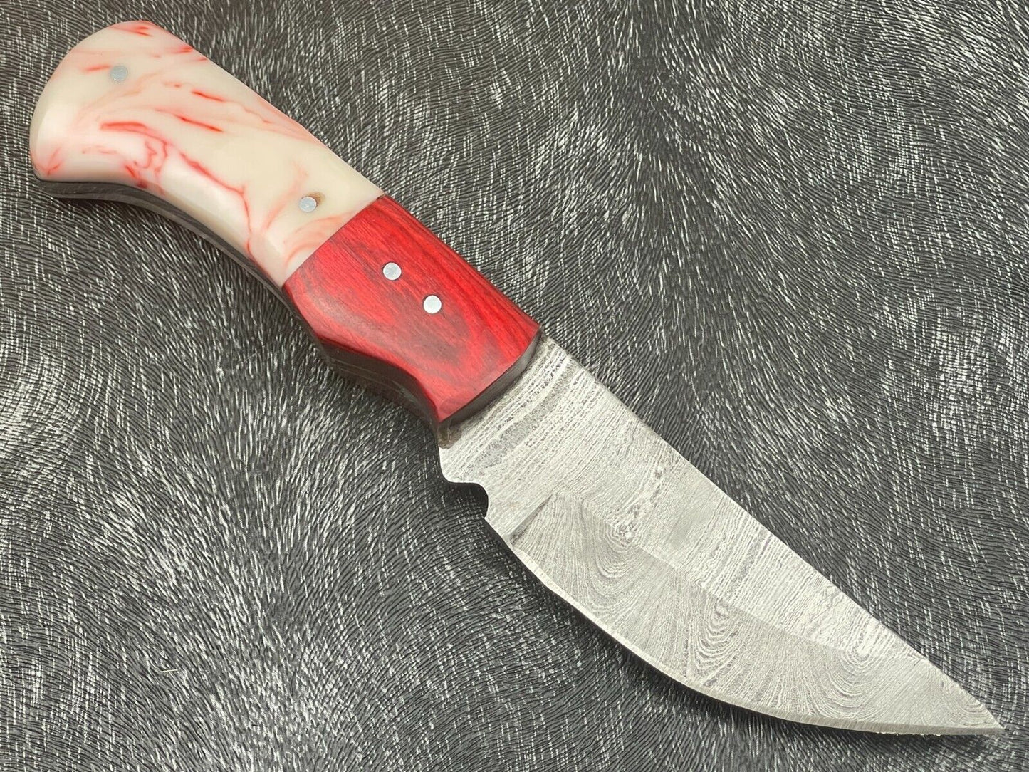 8 Inch Handmade Damascus Bowie Knife with Resin and Hardwood Handle