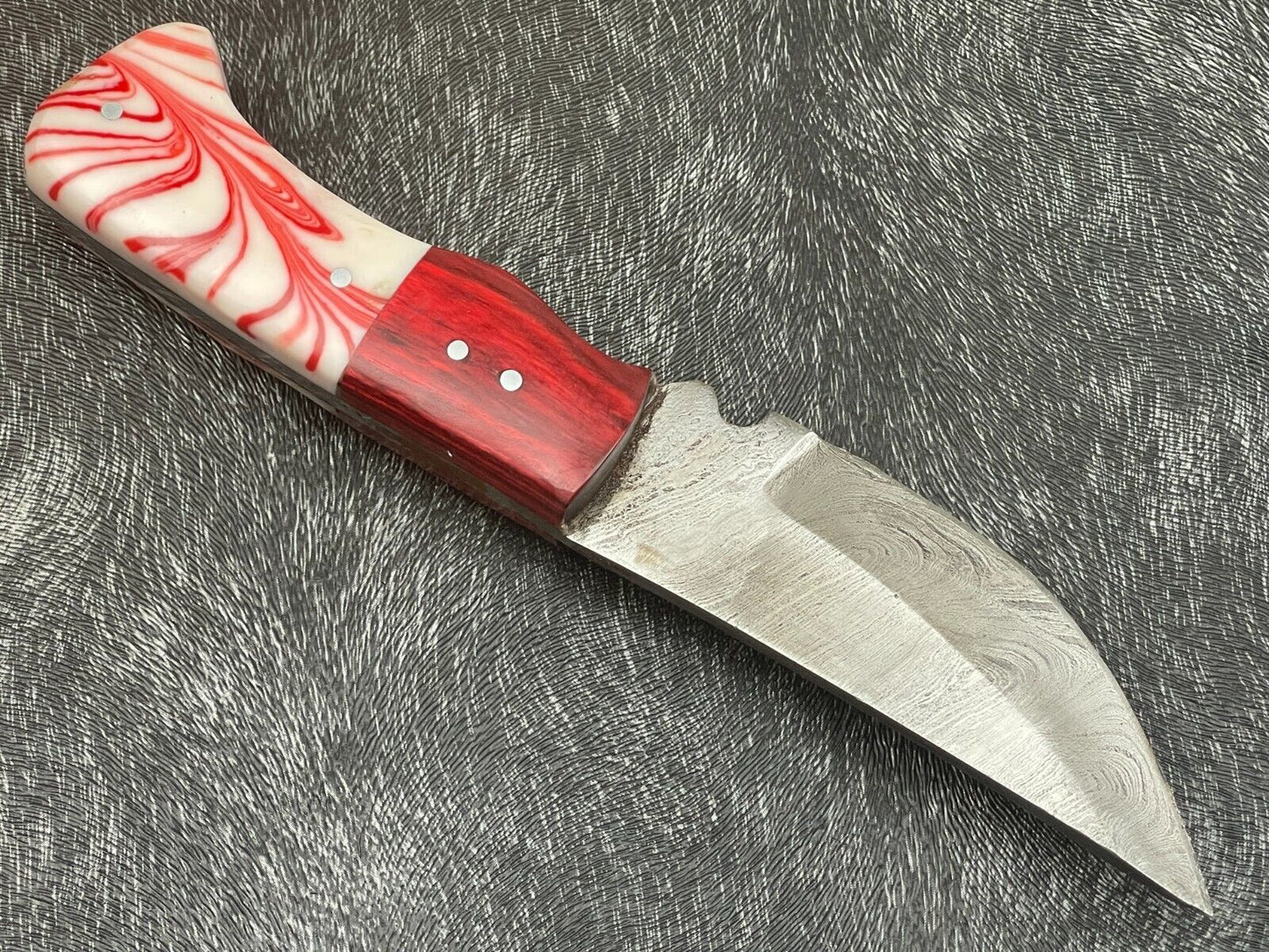 8 Inch Handmade Damascus Bowie Knife with Resin and Hardwood Handle