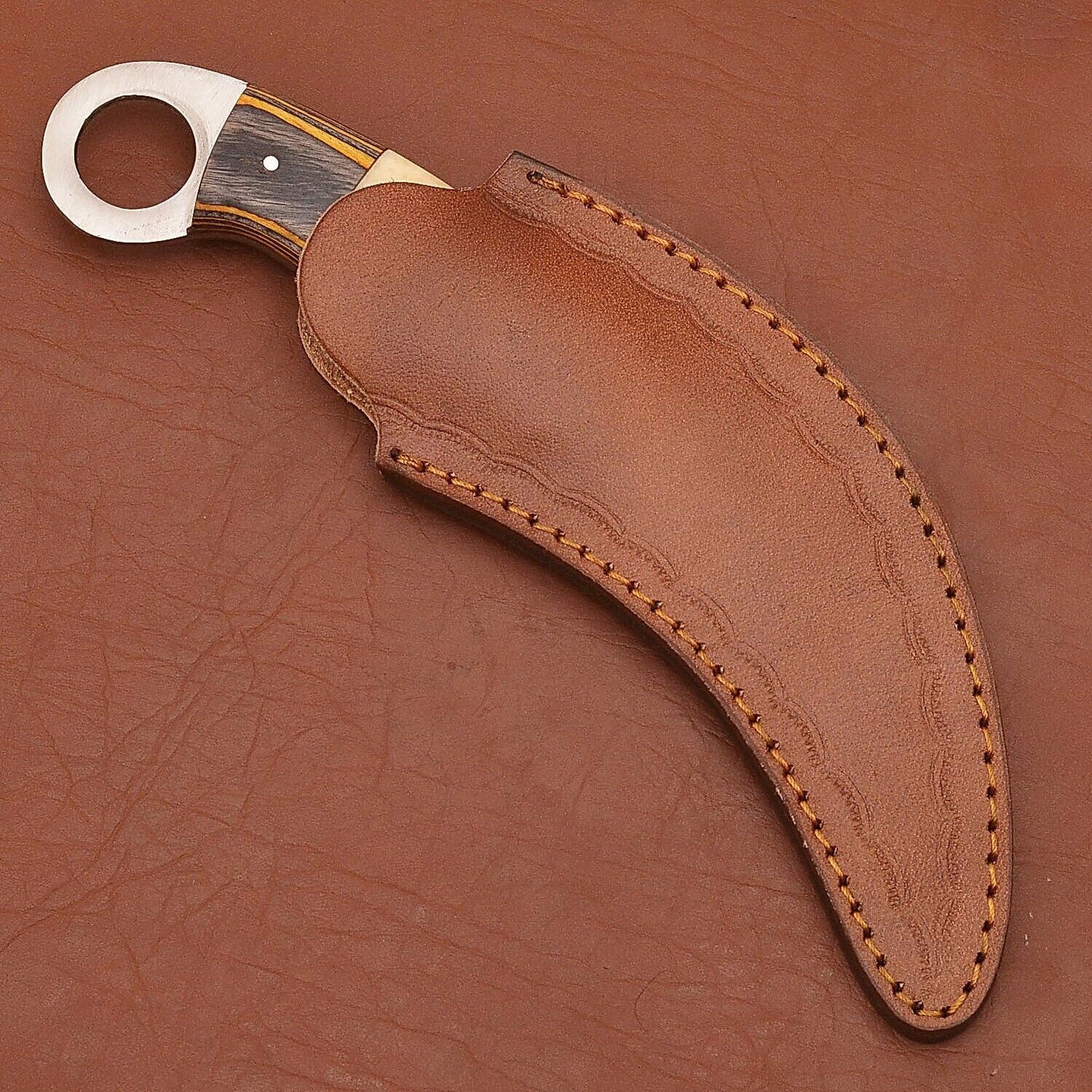 Custom Handmade Damascus Karambit Damascus Steel Hunting Knife with Wood and Bone Handle