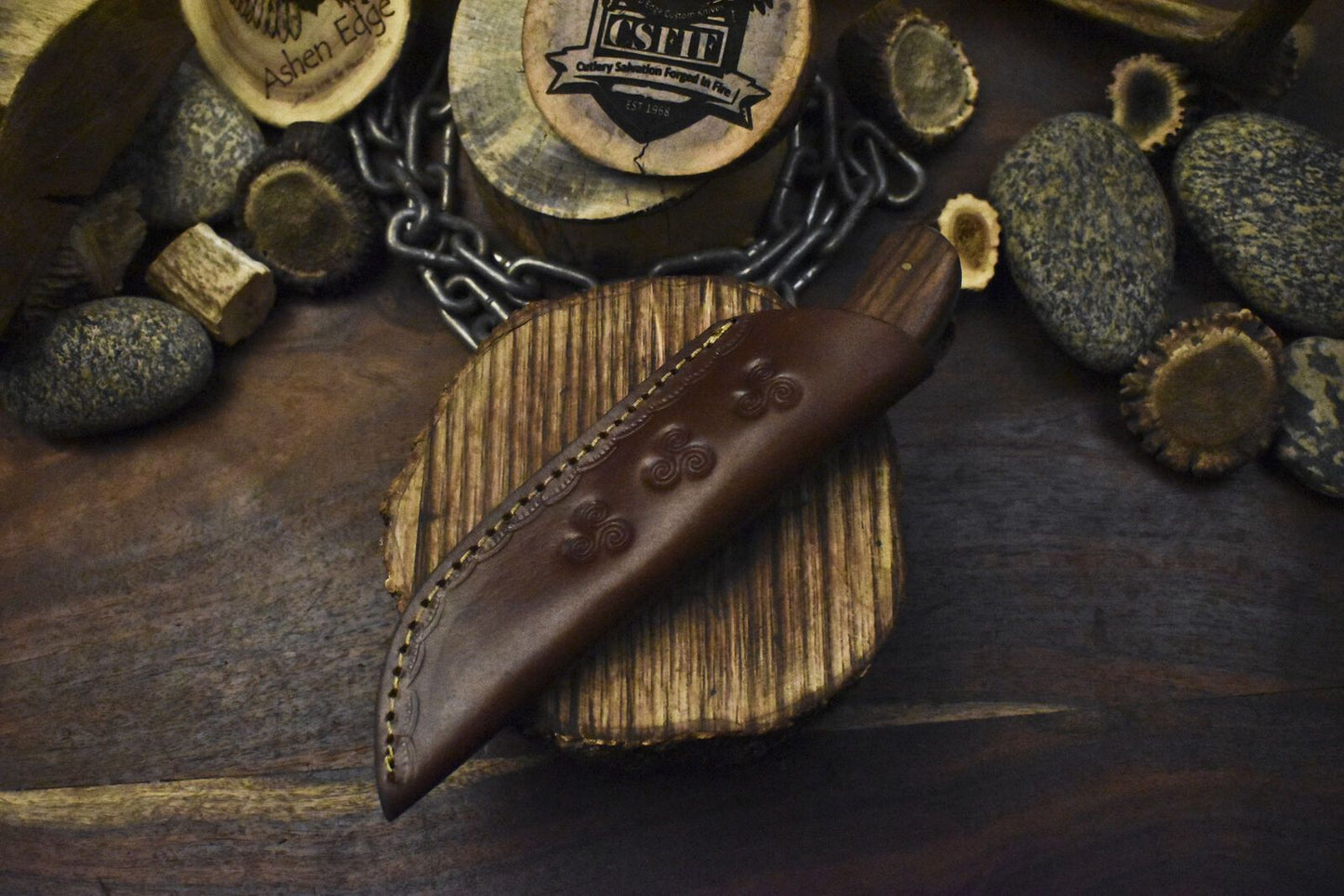 Hot Selling Twist Damascus Skinner Knife Walnut Wood Micarta Bolster EDC