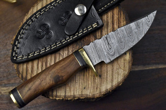 Twist Damascus Skinner Knife with Walnut Wood Handle and Brass Guard – Handmade Hiking Knife