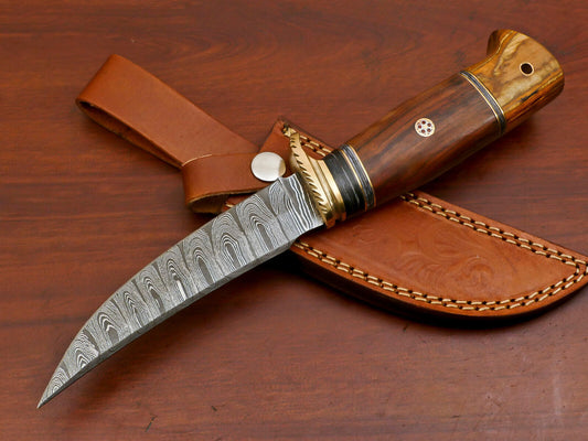 10.5 Inch Damascus Hunting Knife with Rosewood and Pakka Handle