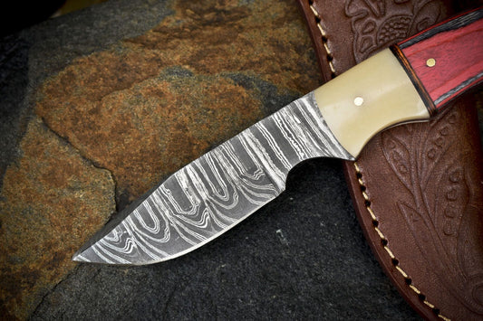 Twist Damascus Skinner Knife with Hard Wood Handle | Custom Handmade Outdoor Hunting Knife