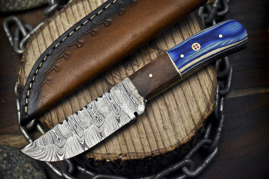 Forged Skinner Knife Twist Damascus Hard Wood Wooden Bolster Hunting Sports