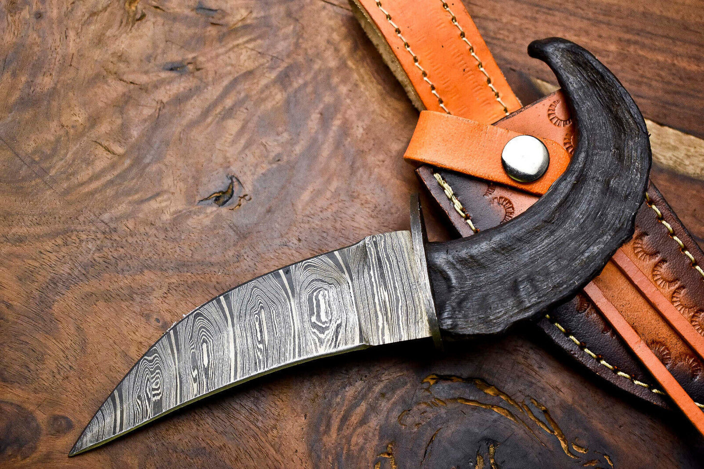 8 Inch Handmade Damascus Hunting Knife with Ram's Horn Handle by Heritage Forge