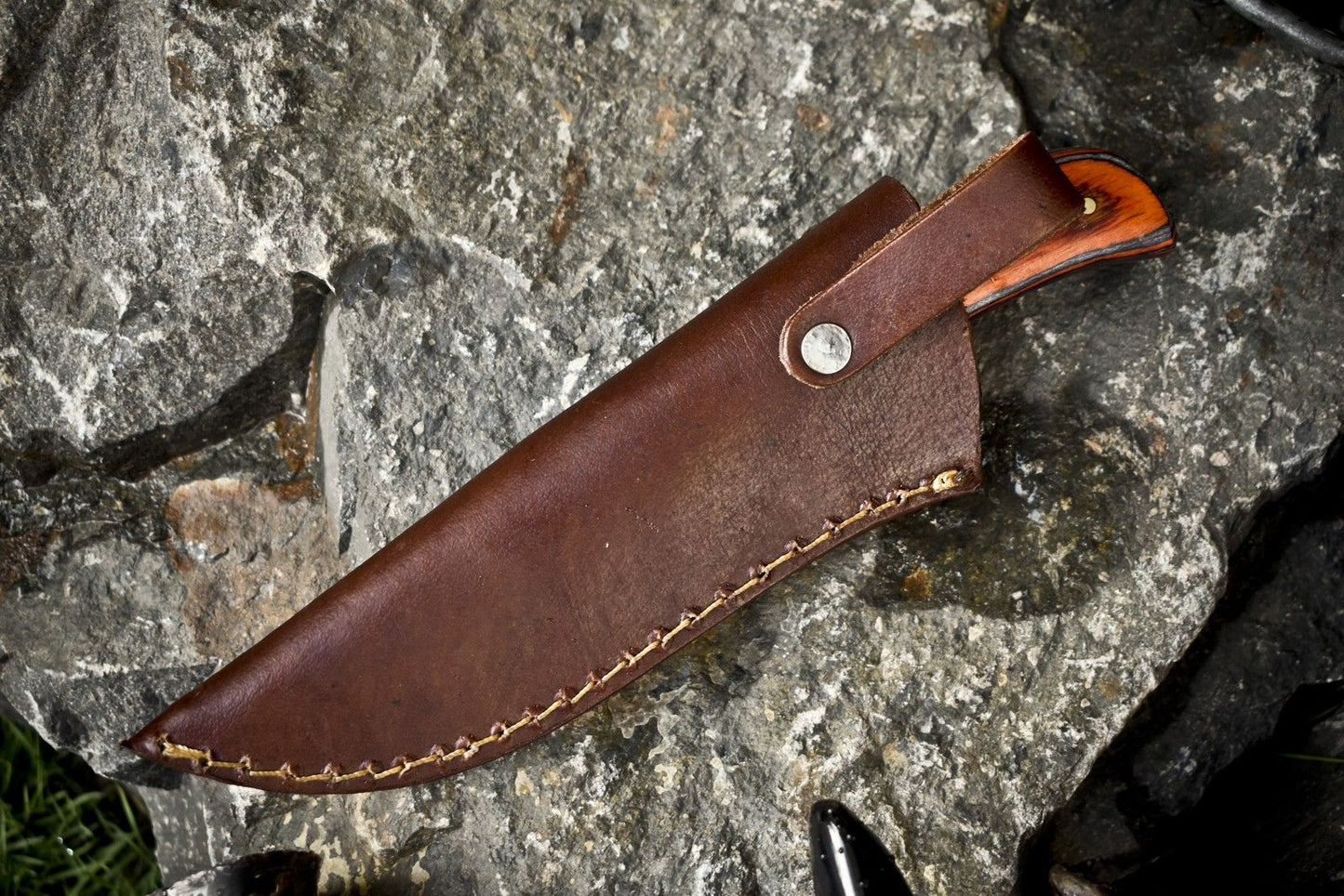 Twist Damascus Skinner Knife with Bone and Wood Handle for Hiking and Hunting