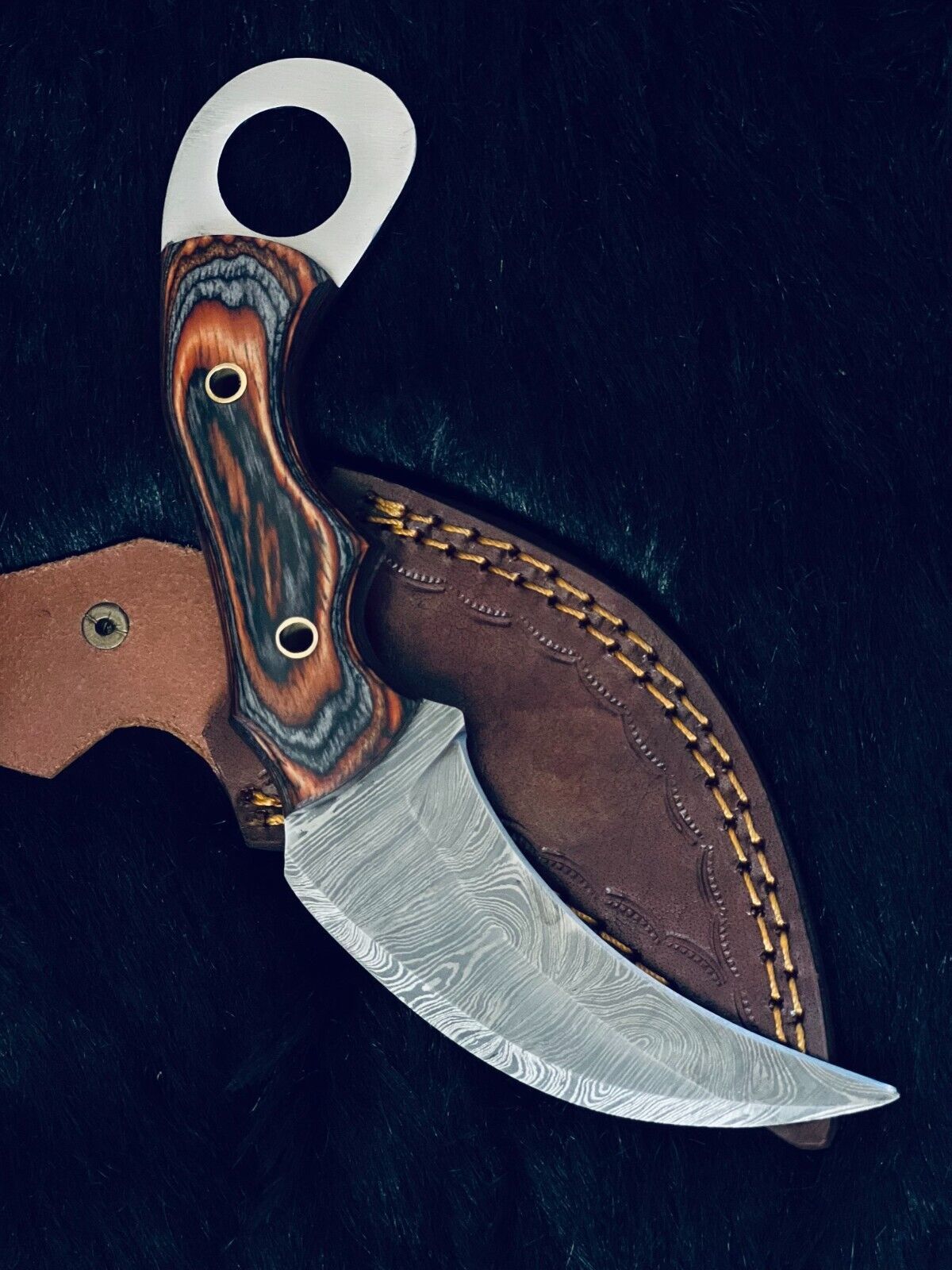 8" Heritage Forge Twist Damascus Karambit Knife – Bone & Wood Handle with Sheath