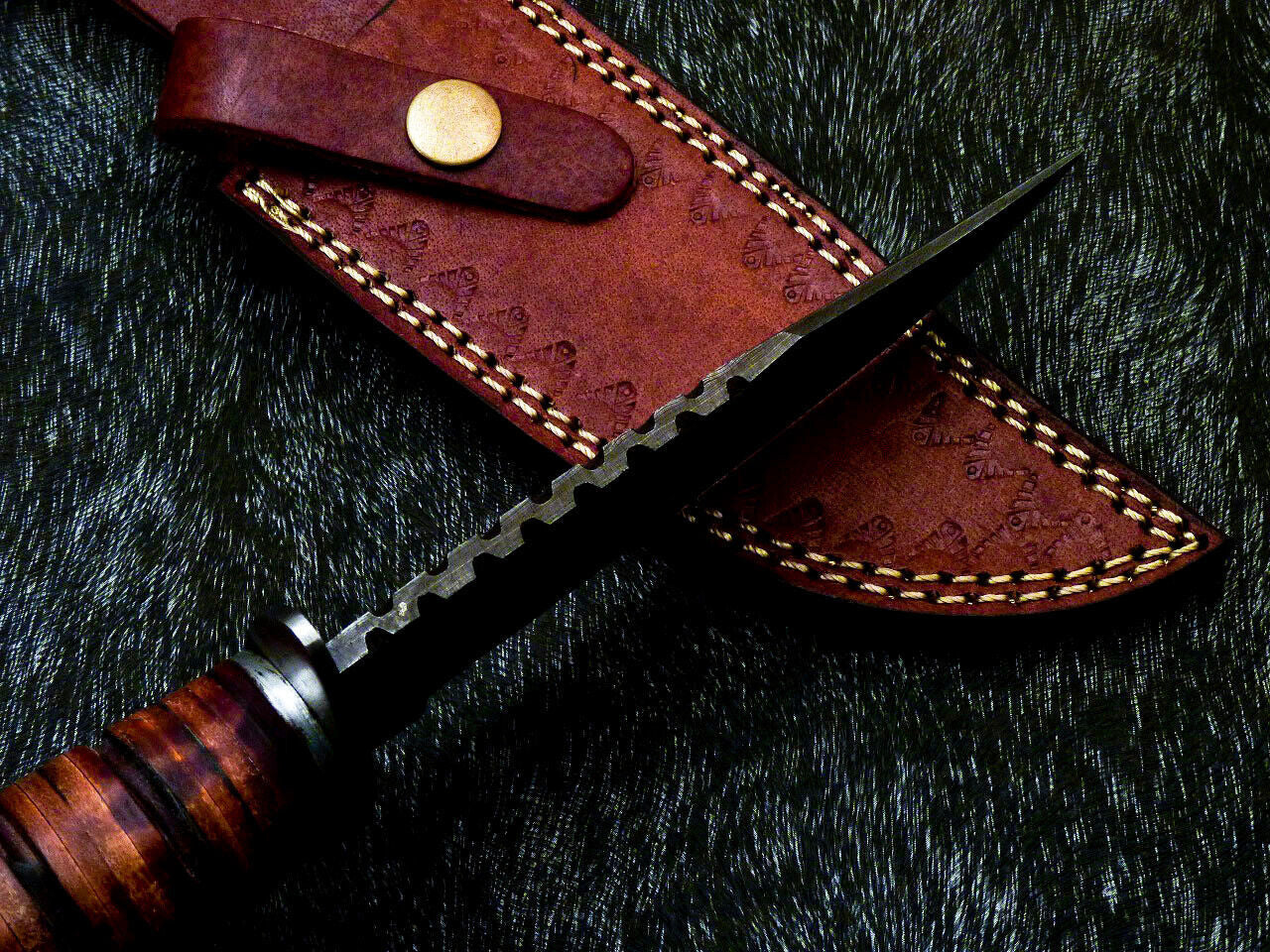 Damascus Steel Bowie Knife – 10 Inch Handmade Hunting Blade with Leather Handle