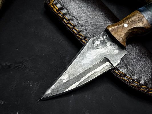 8" Handmade Damascus Karambit Knife Best Karambit with Resin Handle and Sheath