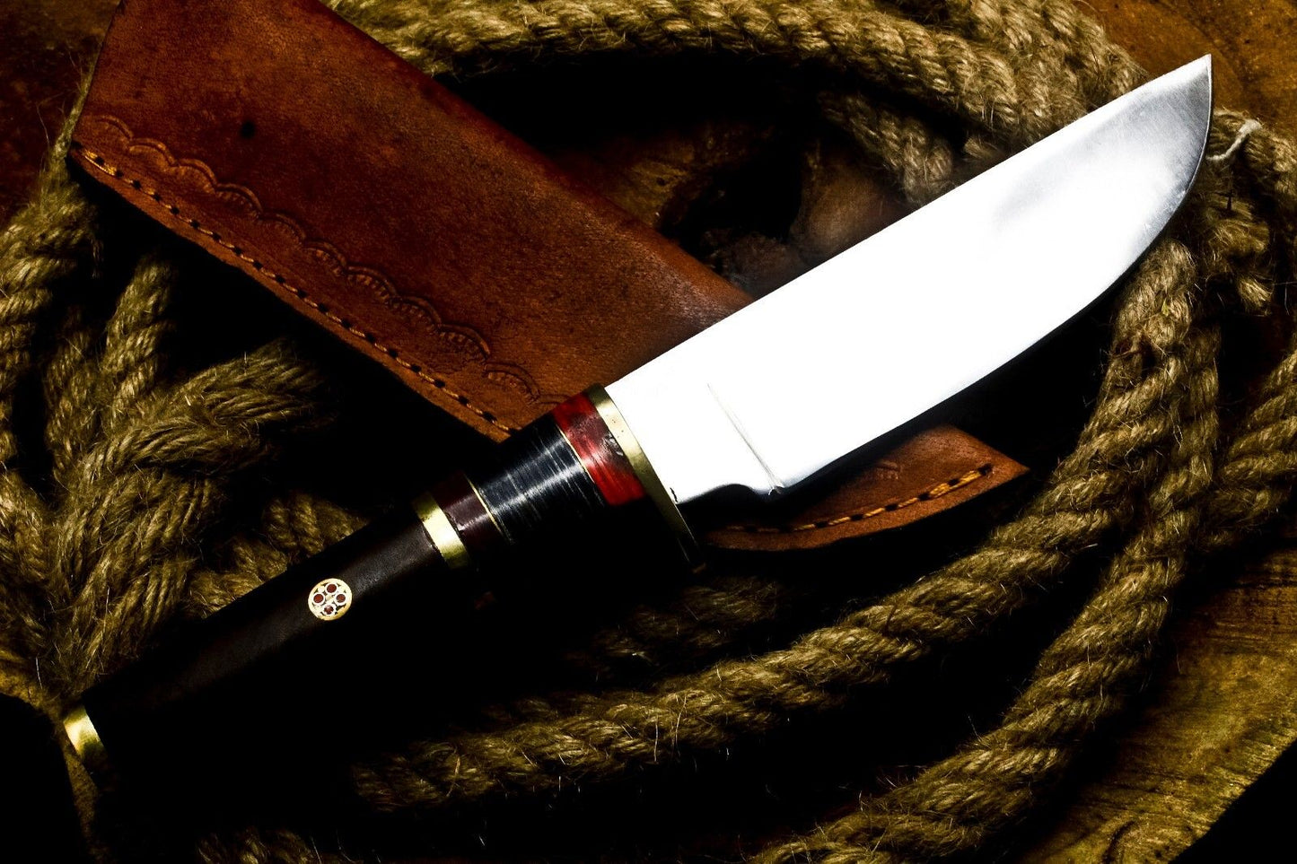 9" Handmade D2 Steel Skinner Knife | Walnut Wood Handle Full Tang Hunting EDC + Sheath